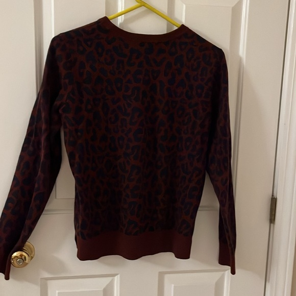 LOFT sweater, size small. Good used condition - Picture 3 of 6